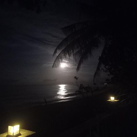 Bali North Beach B&B Tianyar Kültér fotó