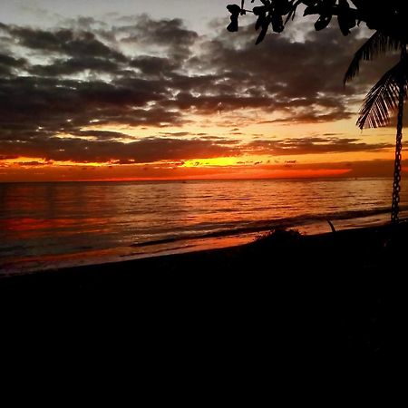 Bali North Beach B&B Tianyar Kültér fotó