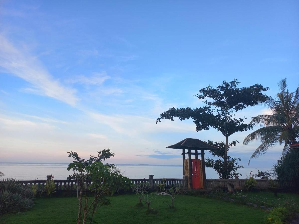 Bali North Beach B&B Tianyar Kültér fotó