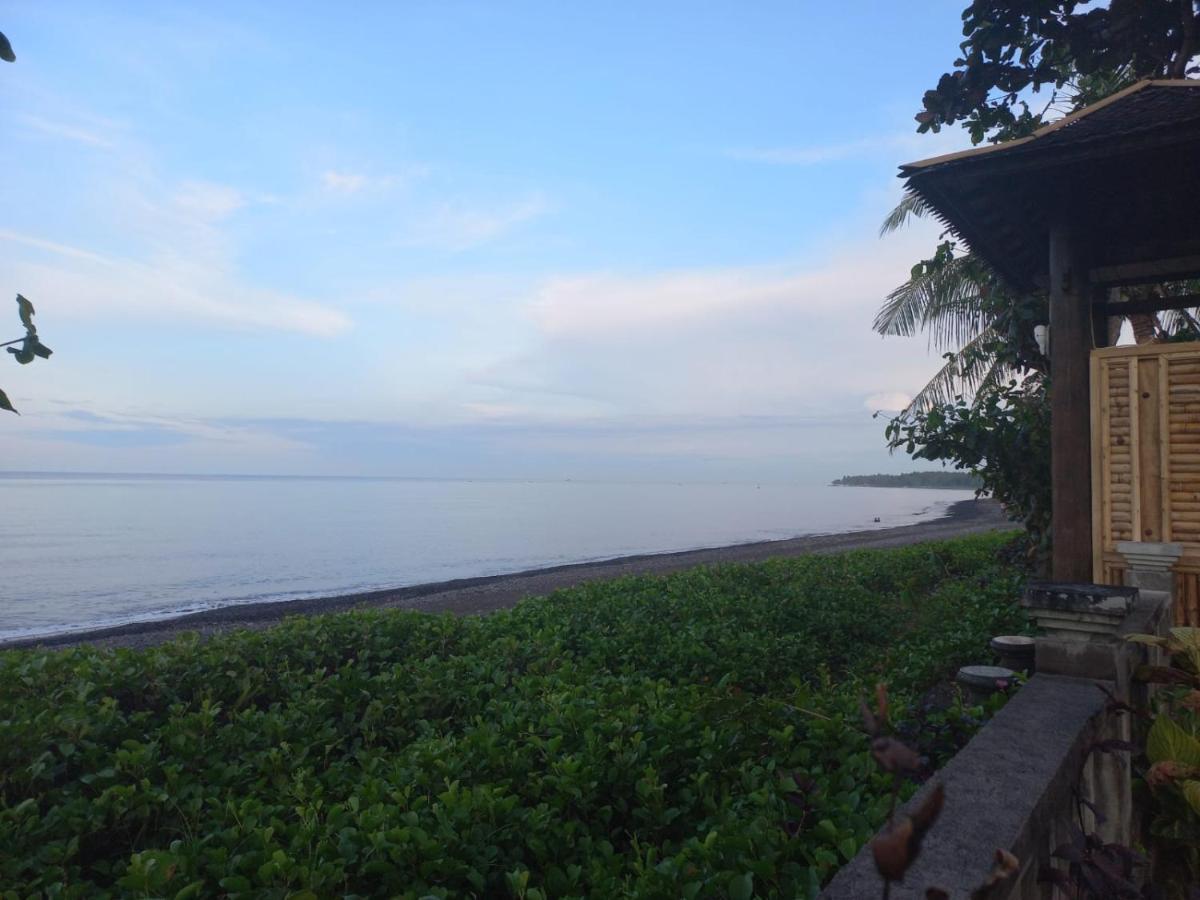 Bali North Beach B&B Tianyar Kültér fotó