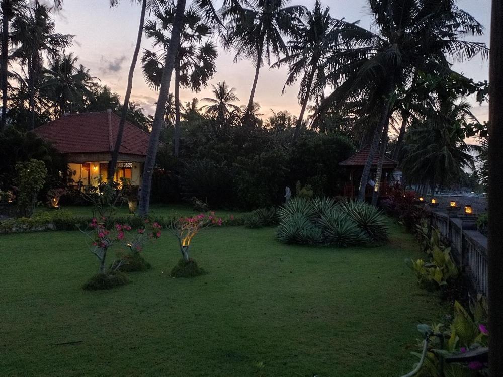 Bali North Beach B&B Tianyar Kültér fotó