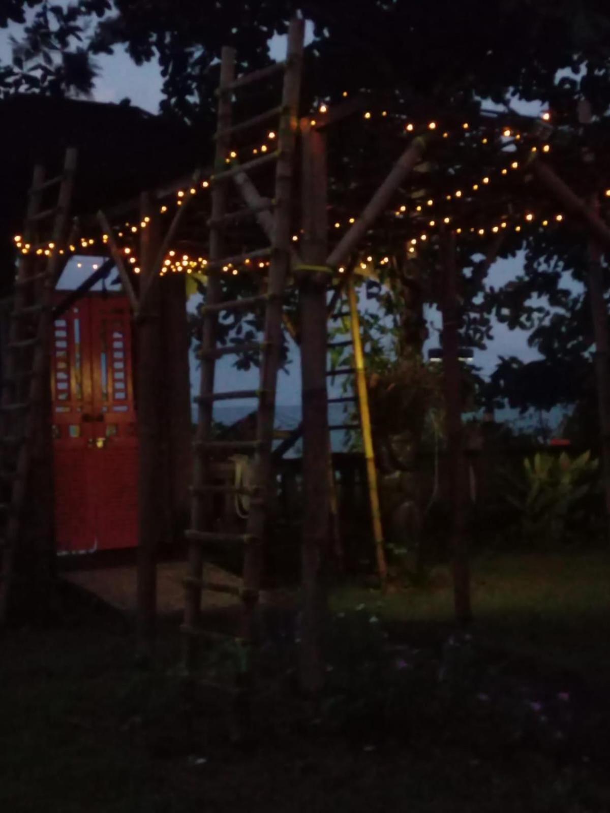 Bali North Beach B&B Tianyar Kültér fotó