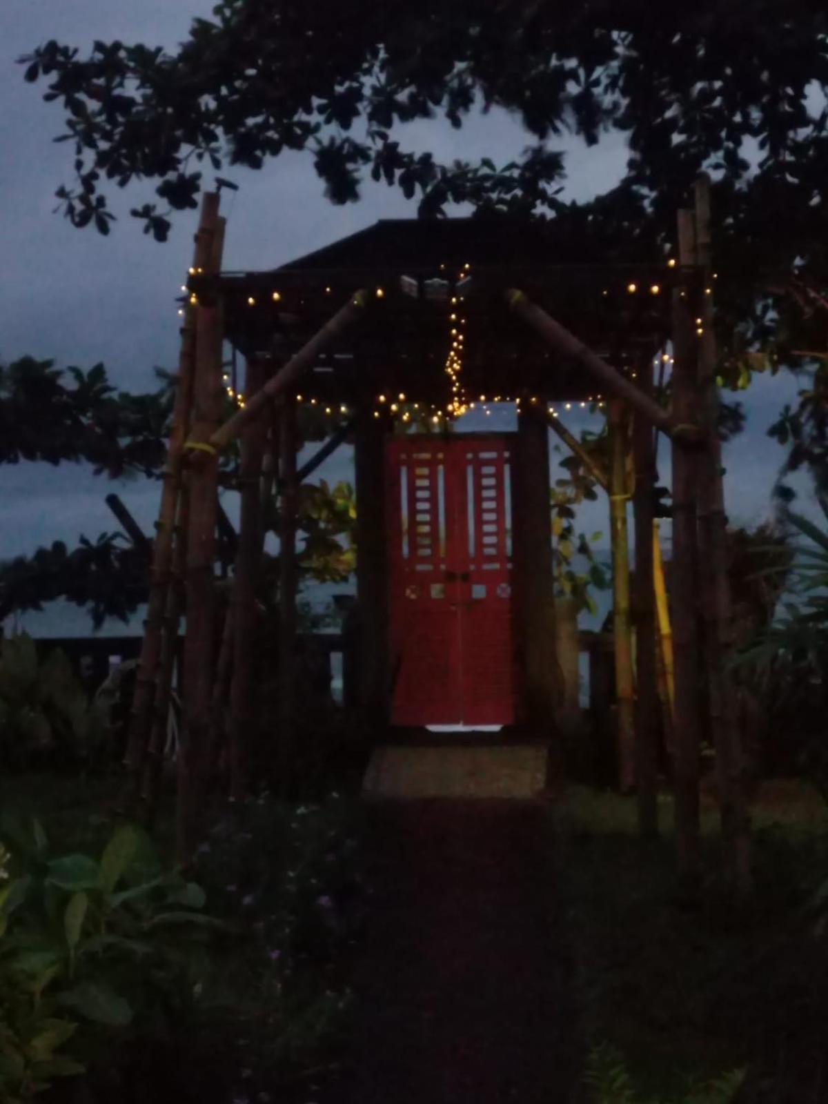 Bali North Beach B&B Tianyar Kültér fotó