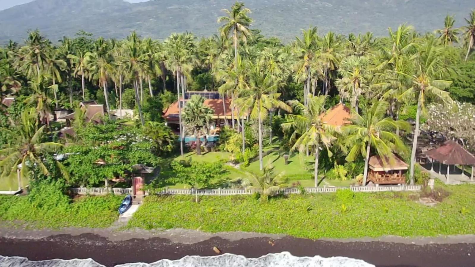 Bali North Beach B&B Tianyar Kültér fotó